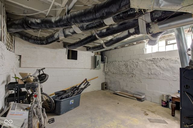 1467 W 33rd Street, Indianapolis, IN 46208