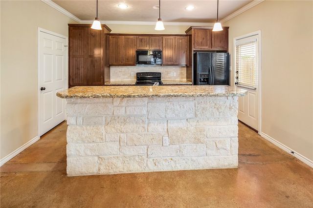 3362 Keefer Loop, College Station, TX 77845