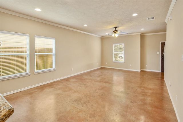 3362 Keefer Loop, College Station, TX 77845