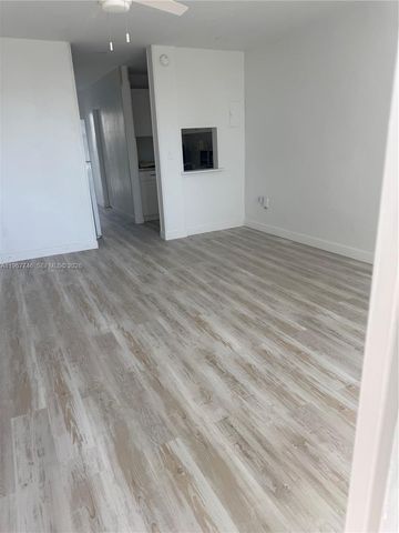 1300 Lincoln Rd F506, Miami Beach, FL 33139