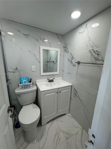 1300 Lincoln Rd F506, Miami Beach, FL 33139