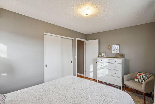 501 Spruce Drive, Pella, IA 50219