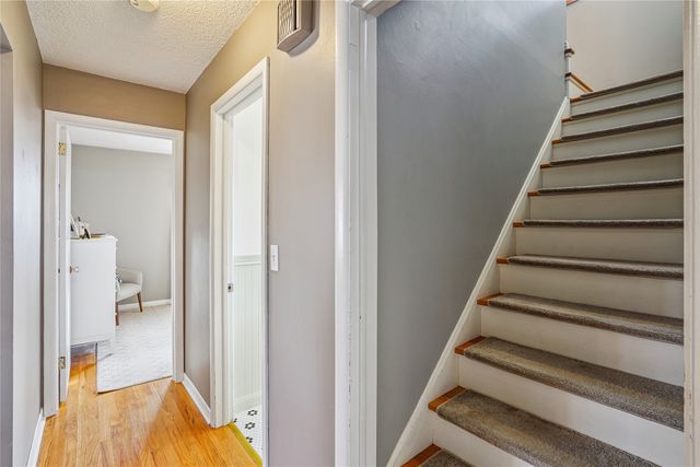 501 Spruce Drive, Pella, IA 50219