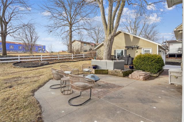 501 Spruce Drive, Pella, IA 50219