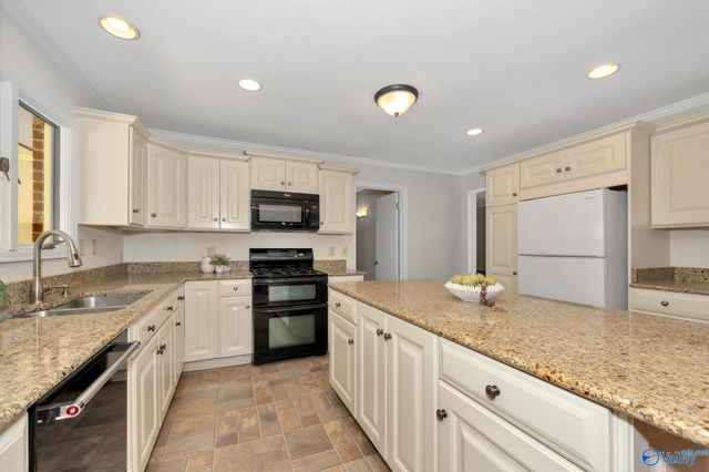 4407 Garth Road SE, Huntsville, AL 35802