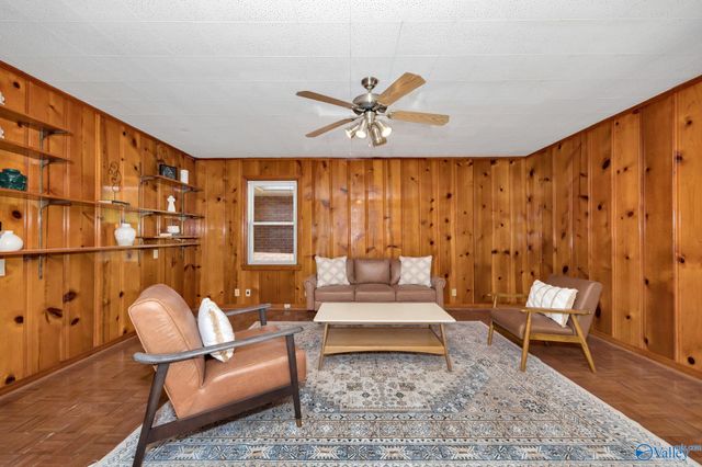 4407 Garth Road SE, Huntsville, AL 35802