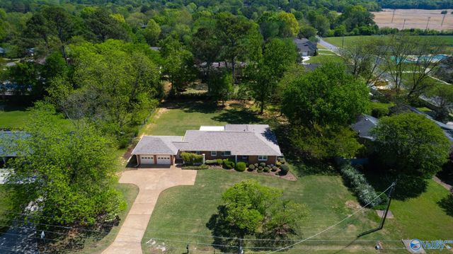 4407 Garth Road SE, Huntsville, AL 35802