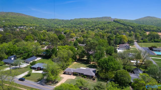 4407 Garth Road SE, Huntsville, AL 35802