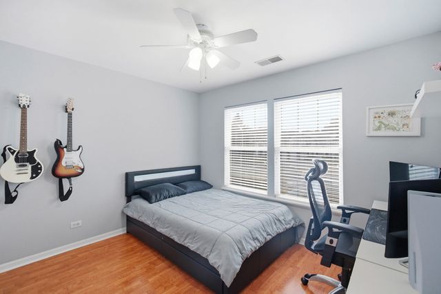 1137 Hawthorne Lane, Elk Grove Village, IL 60007