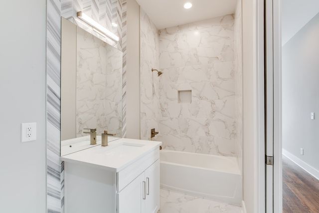 525 31st Ave, N, Nashville, TN 37209