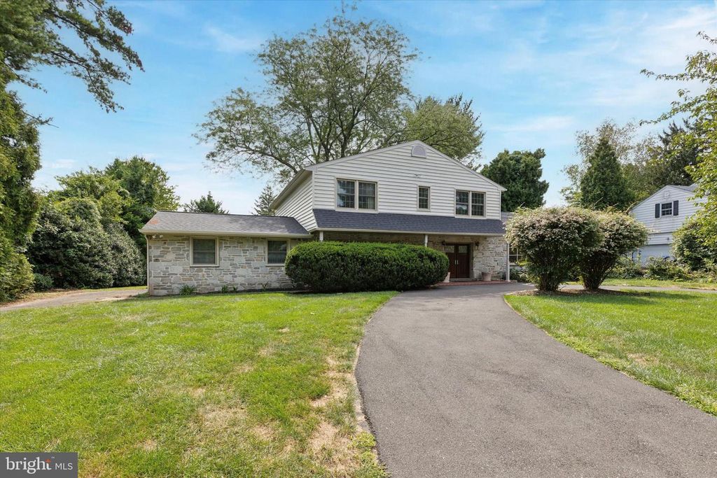 806 HILTON LN, Elkins Park, PA 19027