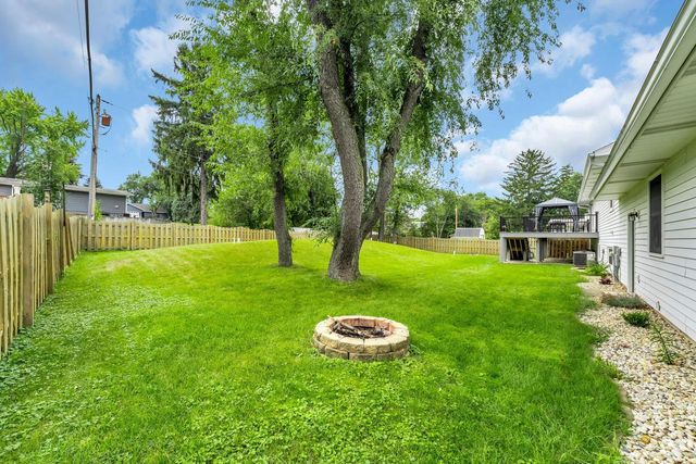 39231 92nd STREET, Genoa City, WI 53128