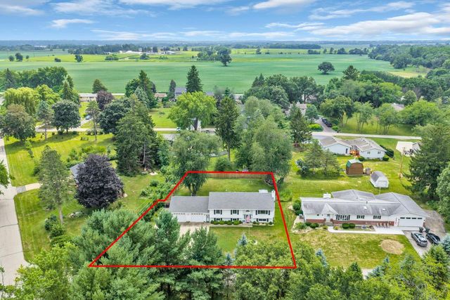 39231 92nd STREET, Genoa City, WI 53128