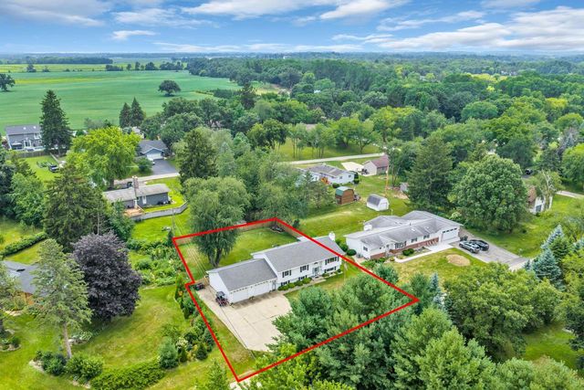 39231 92nd STREET, Genoa City, WI 53128