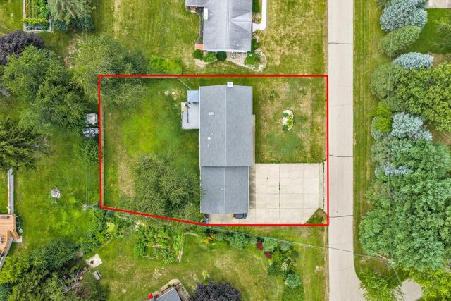 39231 92nd STREET, Genoa City, WI 53128