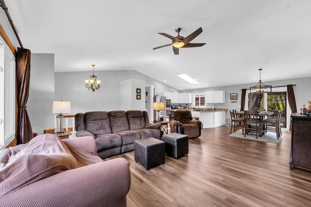 39231 92nd STREET, Genoa City, WI 53128