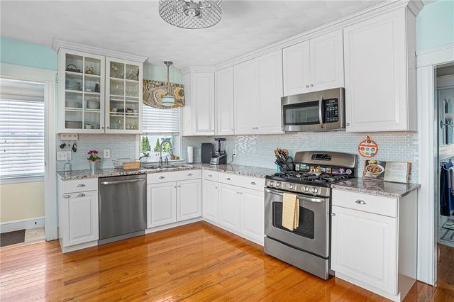 49 North County Street, East Providence, RI 02914