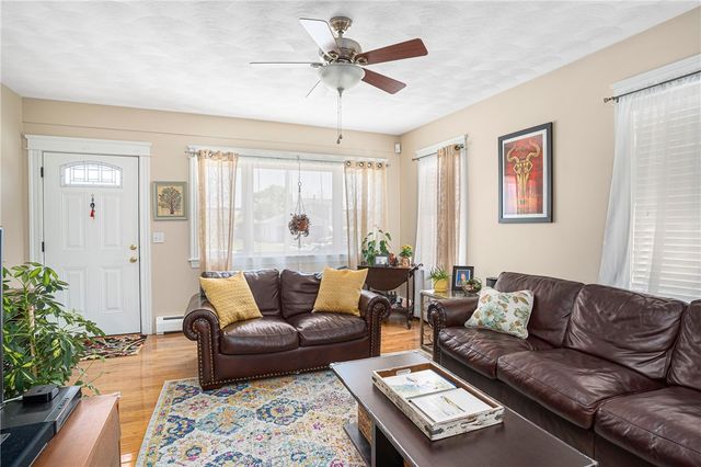 49 North County Street, East Providence, RI 02914