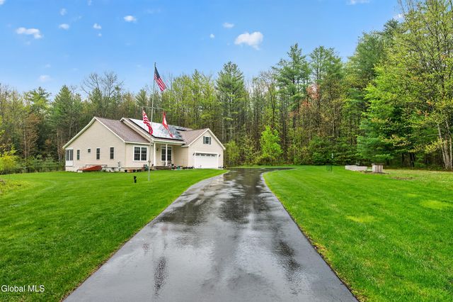 654 County Highway 138, Broadalbin, NY 12025