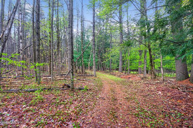 654 County Highway 138, Broadalbin, NY 12025