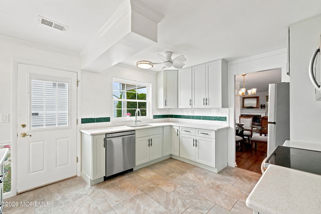 3 Flintshire Terrace, Manchester, NJ 08759