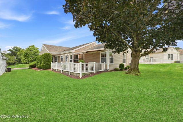 3 Flintshire Terrace, Manchester, NJ 08759