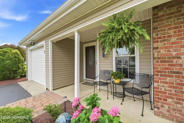 3 Flintshire Terrace, Manchester, NJ 08759