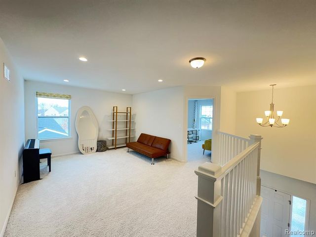 280 Honey Tree Way, Ann Arbor, MI 48103