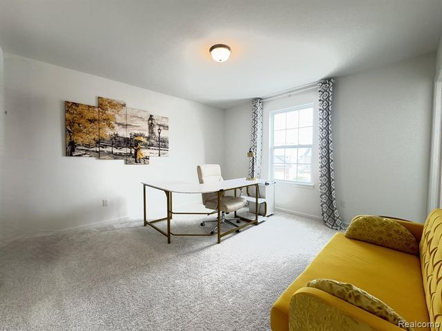 280 Honey Tree Way, Ann Arbor, MI 48103