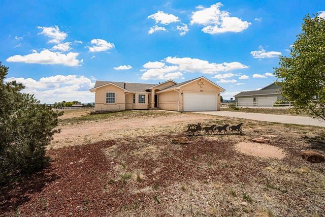 1160 W McCulloch Blvd, Pueblo West, CO 81007