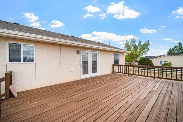 1160 W McCulloch Blvd, Pueblo West, CO 81007