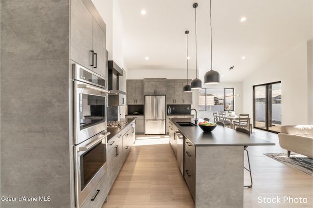 11692 N WOOLRIDGE WAY, Rathdrum, ID 83858