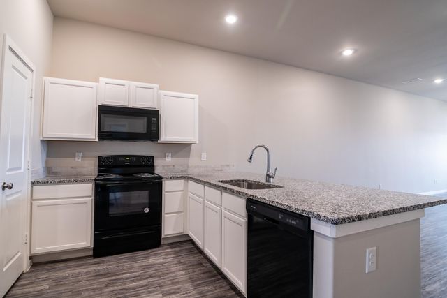 2120 Langford Avenue, Unit B, Lubbock, TX 79407