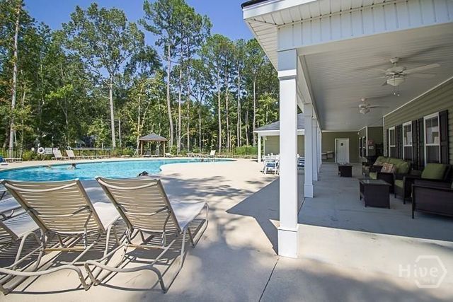 305 Cantle Drive, Richmond Hill, GA 31324