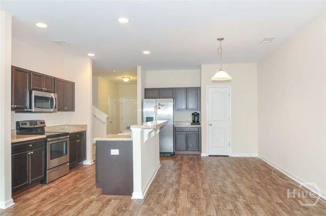 305 Cantle Drive, Richmond Hill, GA 31324