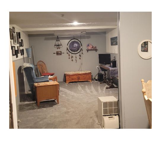 2218 North Hazelwood Avenue, Davenport, IA 52804