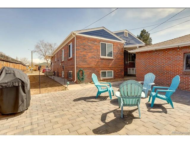 3243 Kearney St, Denver, CO 80207