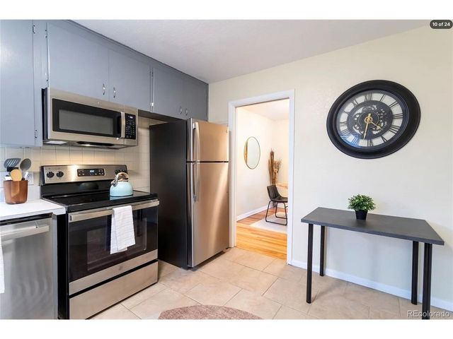 3243 Kearney St, Denver, CO 80207