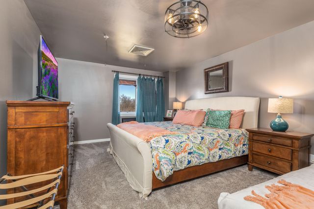 57200 E Highway 125 Unit 3721, Monkey Island, OK 74331