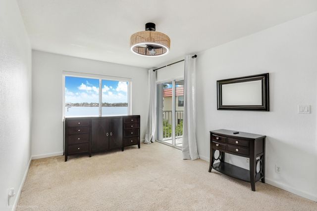 370 Wilma Circle 2, Riviera Beach, FL 33404