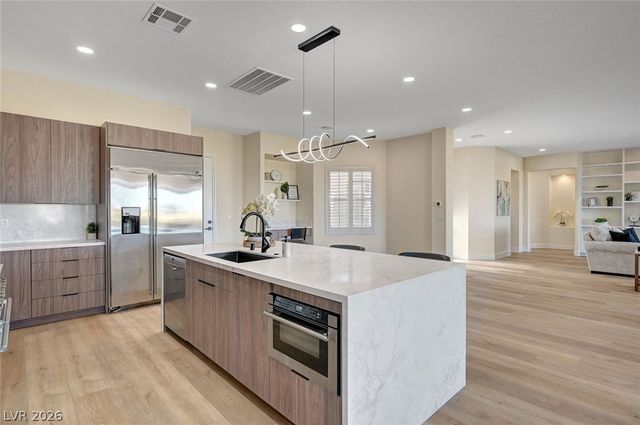 4574 Fiore Bella Boulevard, Las Vegas, NV 89135