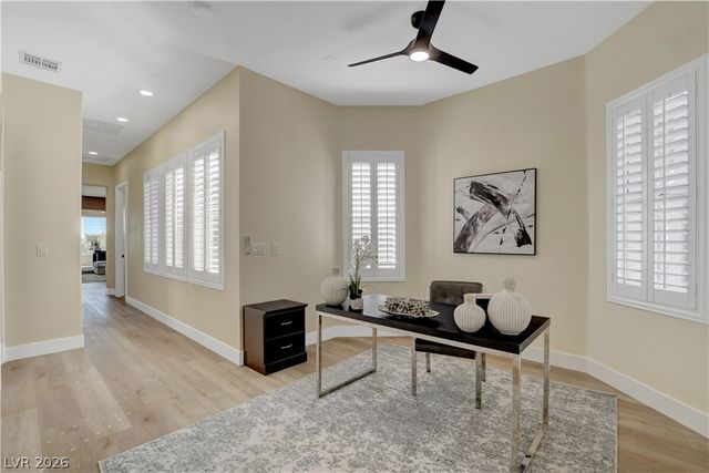 4574 Fiore Bella Boulevard, Las Vegas, NV 89135