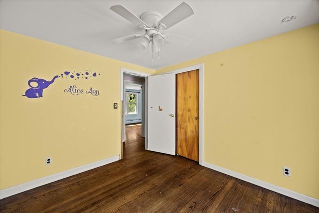39 Norman Ave, Taunton, MA 02780