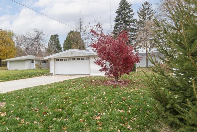 3515 S 1st PLACE, Milwaukee, WI 53207