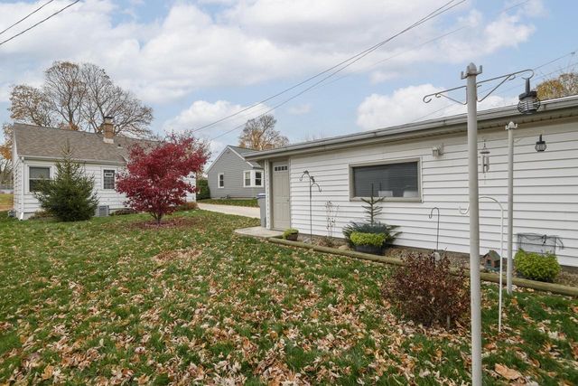 3515 S 1st PLACE, Milwaukee, WI 53207