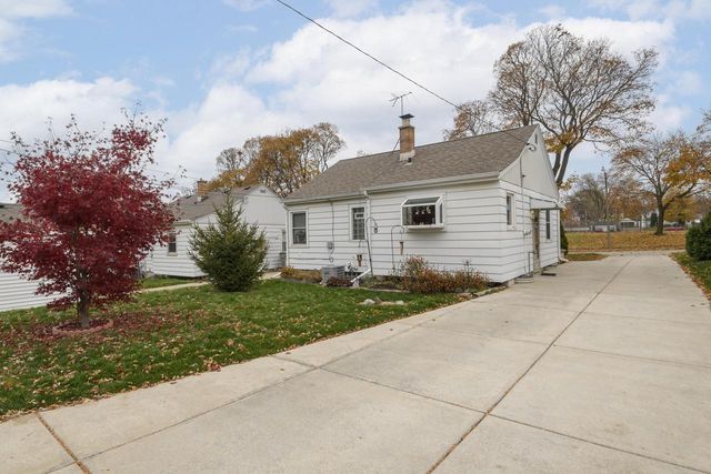 3515 S 1st PLACE, Milwaukee, WI 53207