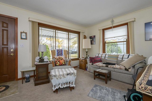 3515 S 1st PLACE, Milwaukee, WI 53207