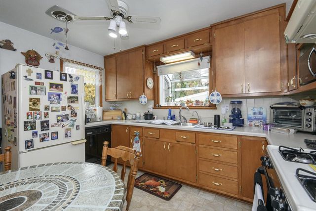 3515 S 1st PLACE, Milwaukee, WI 53207