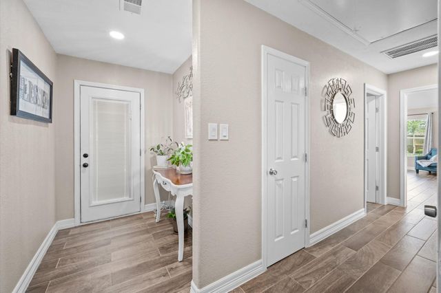 1409 Avenue I, South Houston, TX 77587