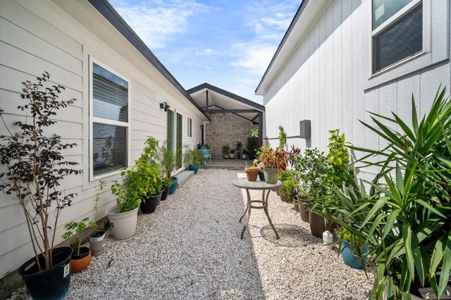 1409 Avenue I, South Houston, TX 77587